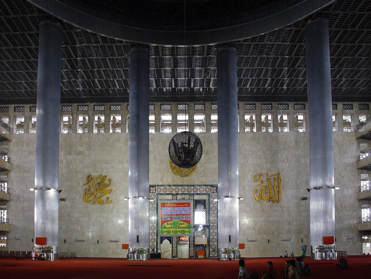 Masjid-masjid dengan Arsitektur Indah di Indonesia. Dari Semuanya, Mana yang Kamu Suka?
