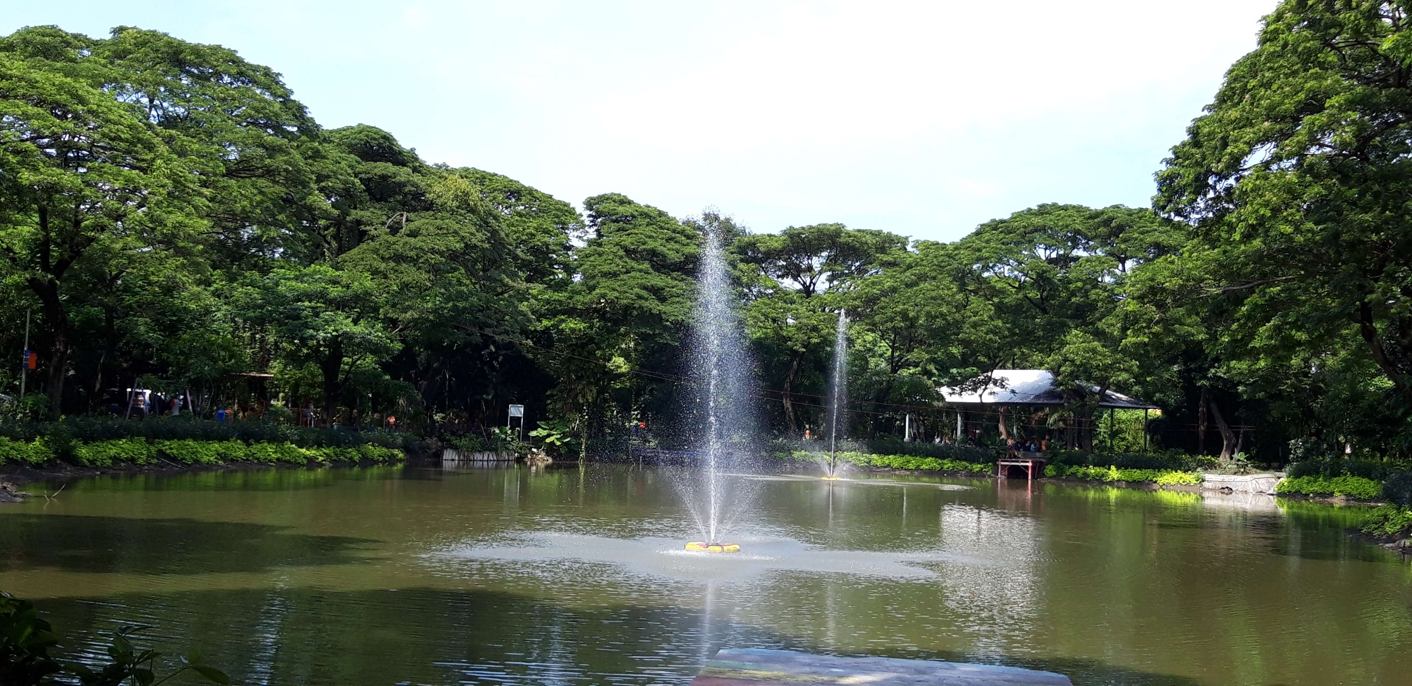 taman di Surabaya